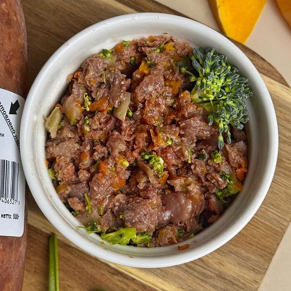 Говядина с овощами 500 г.