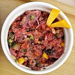 Говядина с рубцом и овощами 500 г